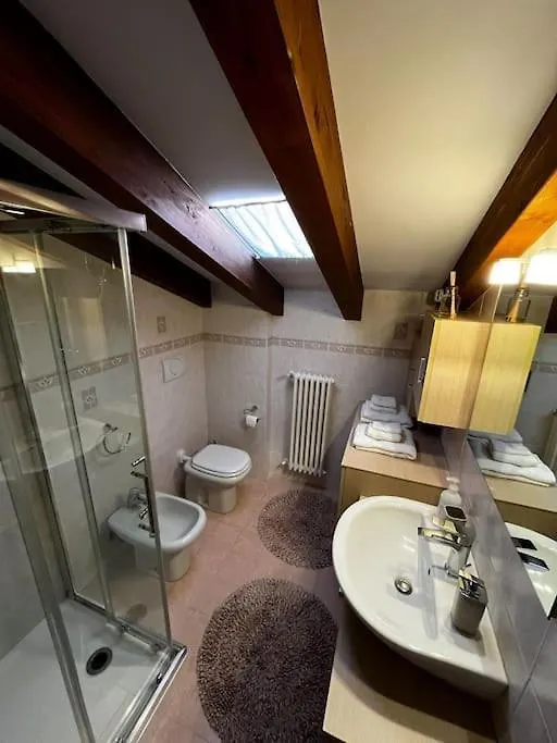 La Casetta Di Corte Cesano Maderno Apartman